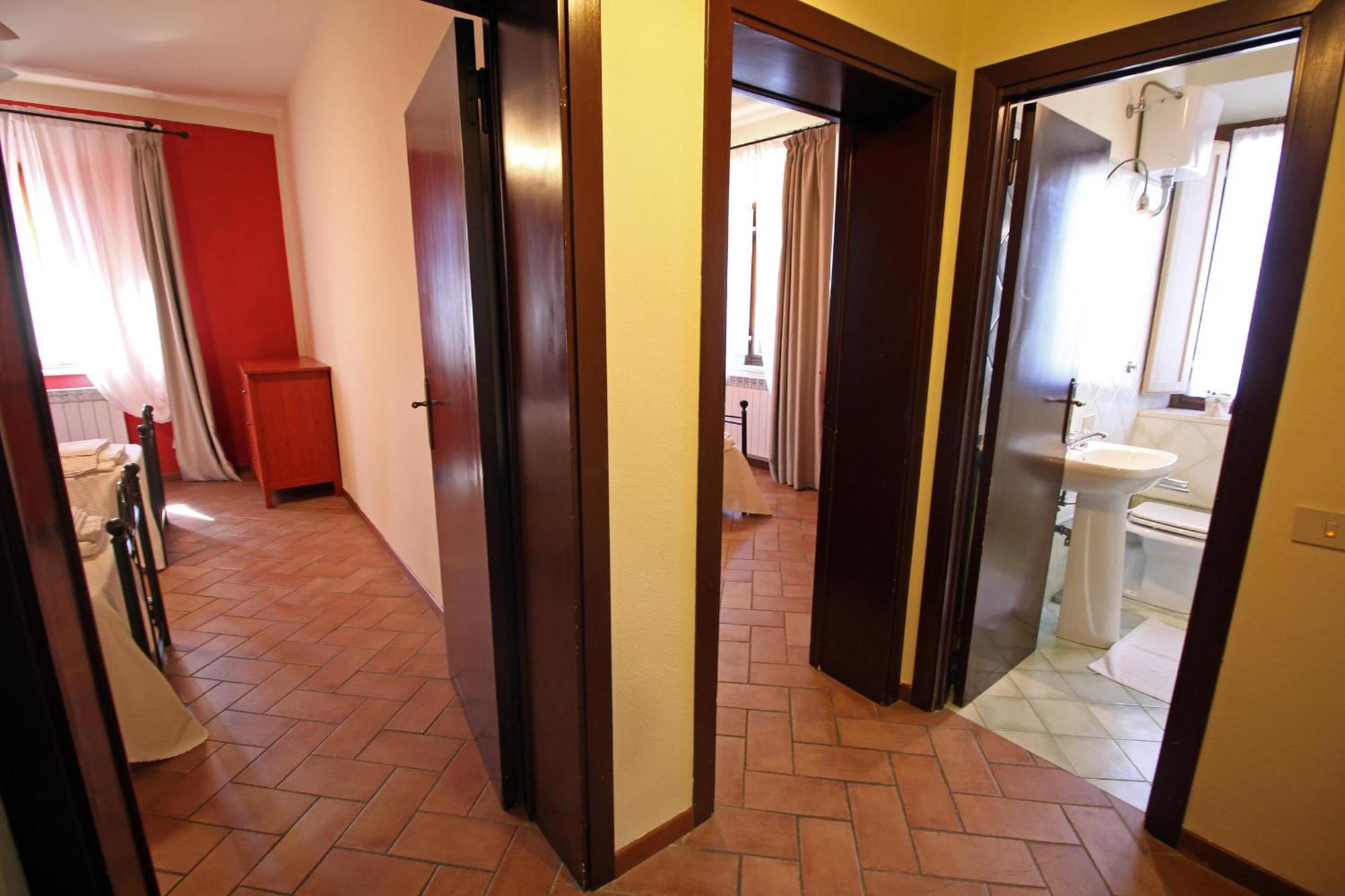 Agriturismo Casale Dello Sparviero 카스텔리나인키안티 외부 사진